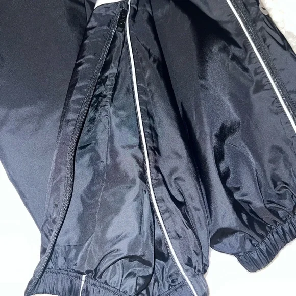 Nike Black and White Athletic Pants - Picture 11 of 11